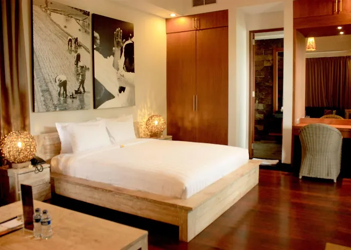 The Dipan Resort, And 4* Seminyak